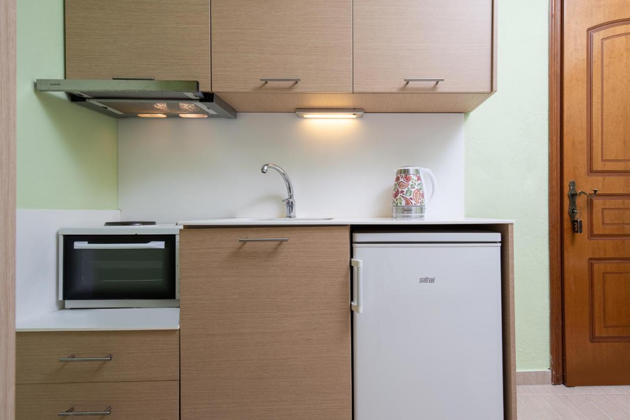 Niriides Hotel Порто Куфо Екстериор снимка