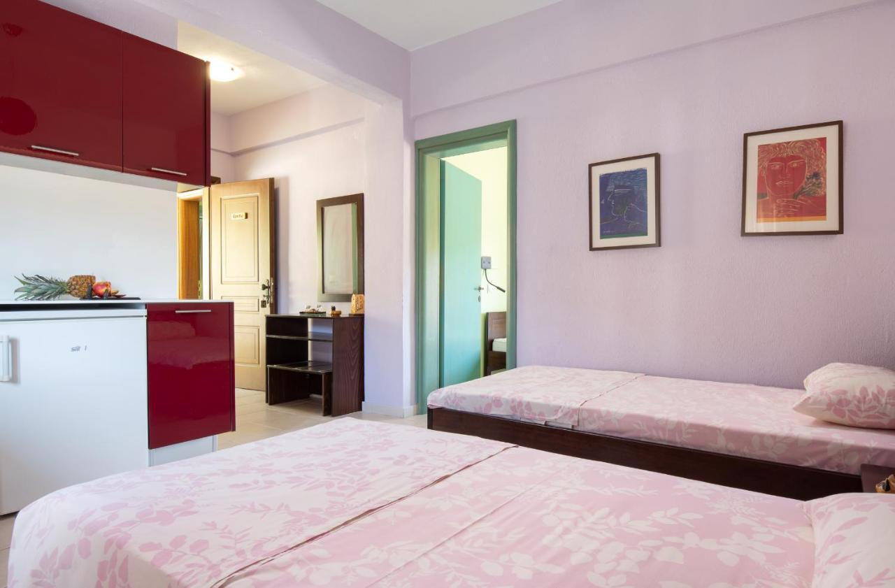 Niriides Hotel Порто Куфо Екстериор снимка