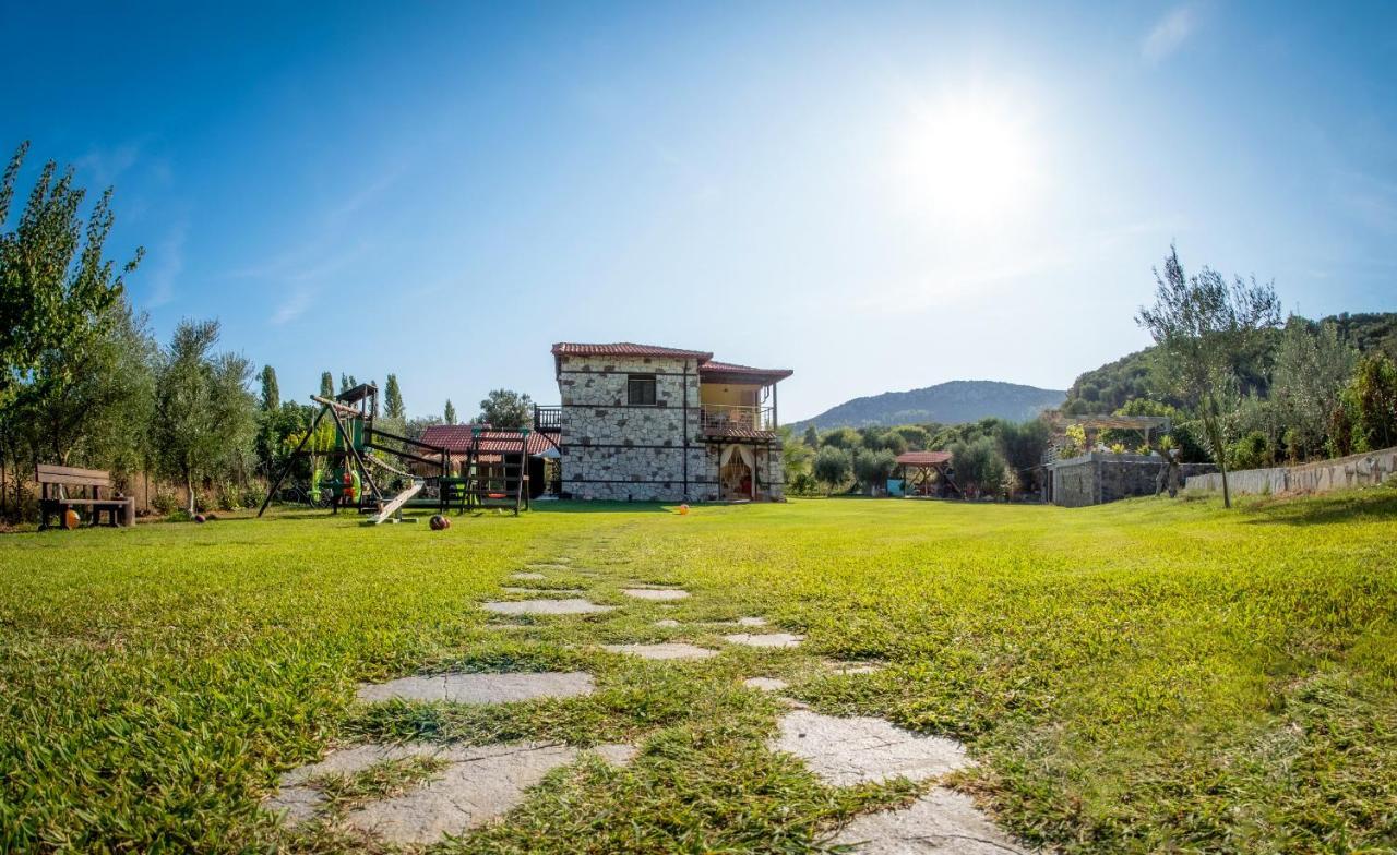 Niriides Hotel Порто Куфо Екстериор снимка